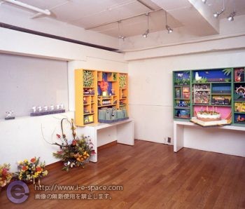 スペースYUI個展会場01