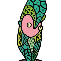 直立するサナギ